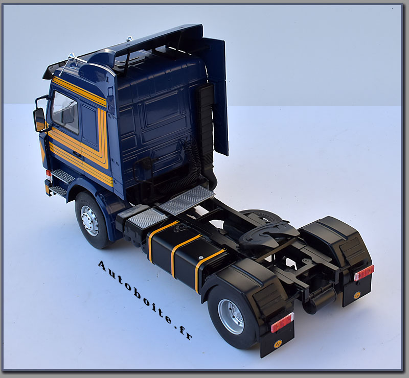 Scania MCG 1/18 ar haut