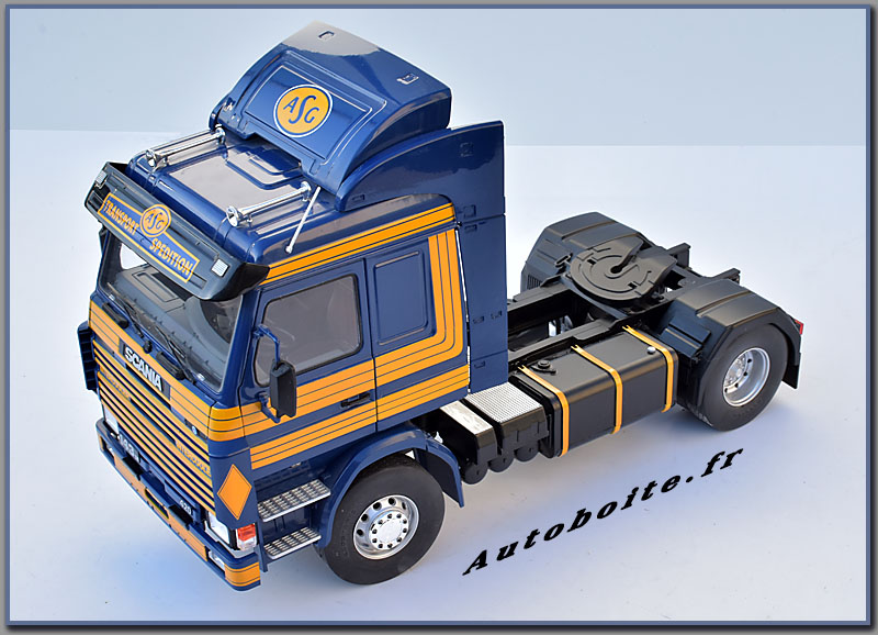 Scania MCG 1/18 av haut