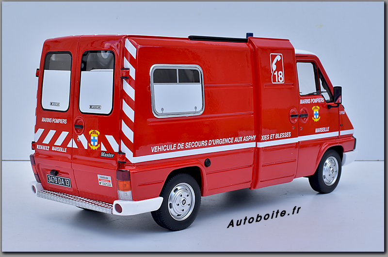 Scania MCG 1/18 av haut