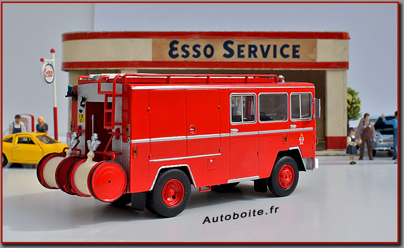 Saviem SM7 Pompiers au 1/43 ème de Altaya ar