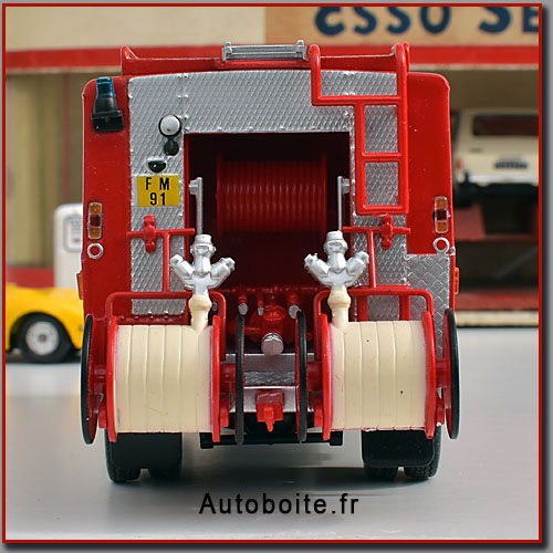 Saviem SM7 Pompiers au 1/43 ème de Altaya arriere