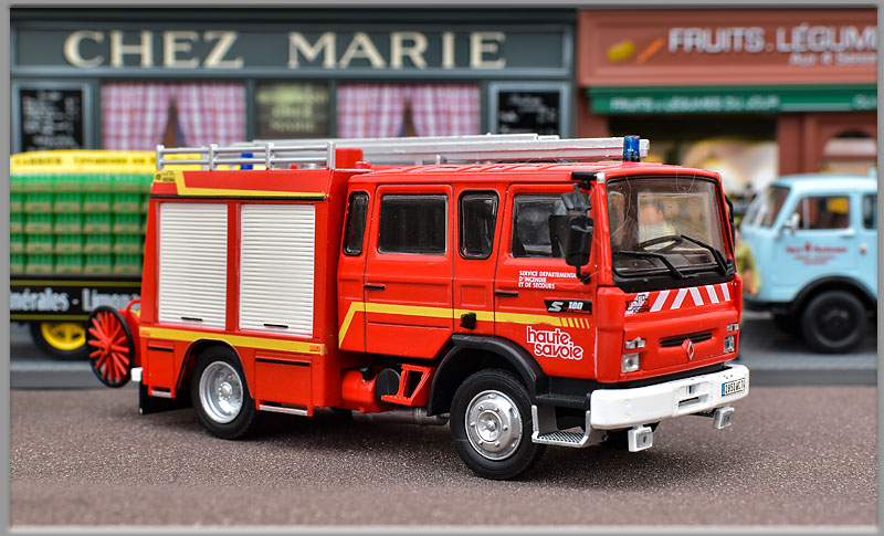Renault S180 Pompiers de Haute Savoie au 1/43  hachette