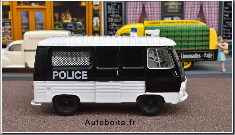 Peugeot J7 aLTAYA 1/43 + DIO