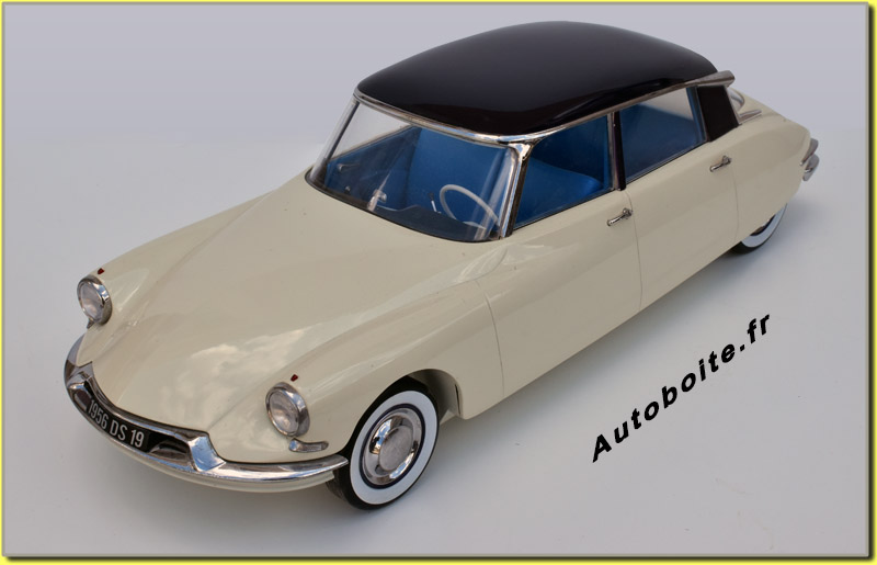 Citroën DS 19 1956 1/12 Norev har