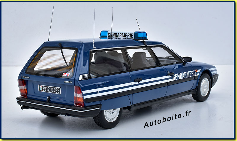 Citroën CX Break gendarmerie au 1/18 Otto ar