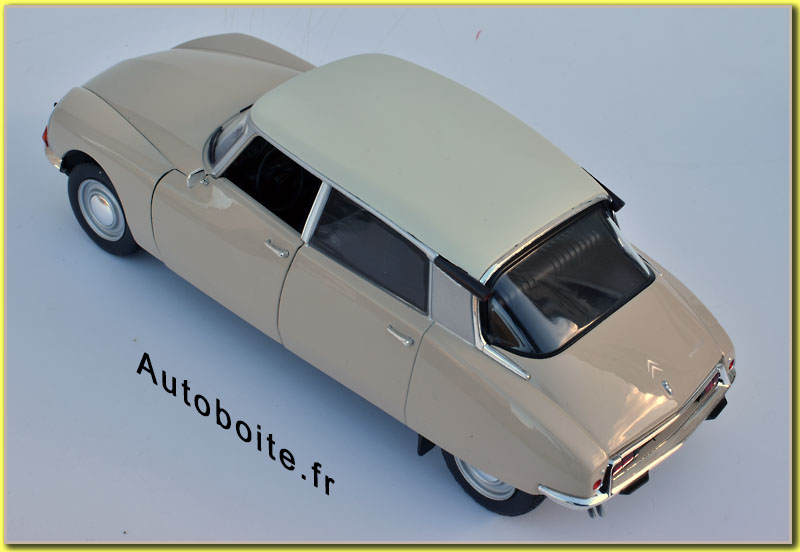 Citroën D Spécial beige 1972
au 1/18 ème har