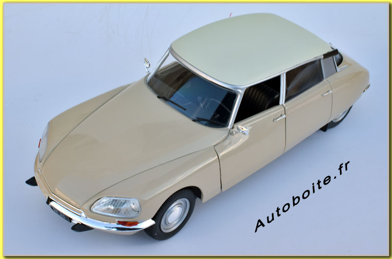 Citroën DS Spéciale Solido 1/18 haut