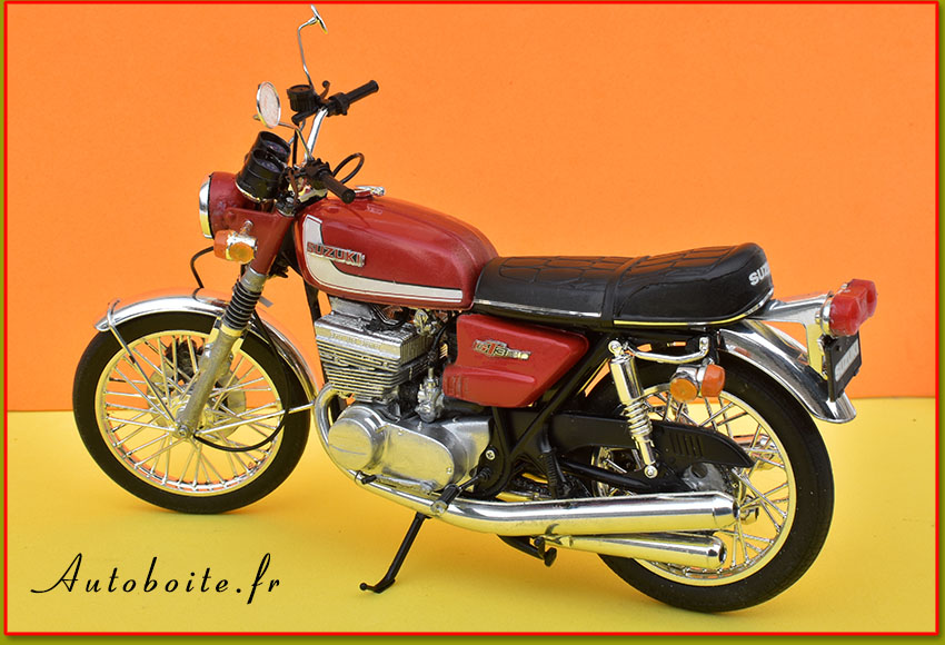 Suzuki GT 380 1972 1/12 AR