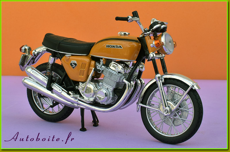 Heller 1/18 Honda 750 four K1