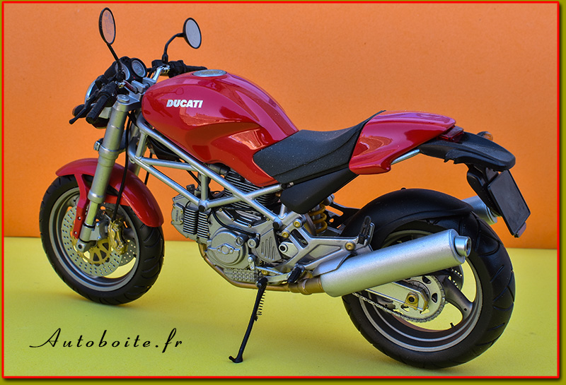 Solido Solex 3800 + m&eacute;langeur1966 au 1/18&egrave;me 