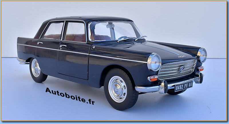 Peugeot 404 1/18 bleue Norev
