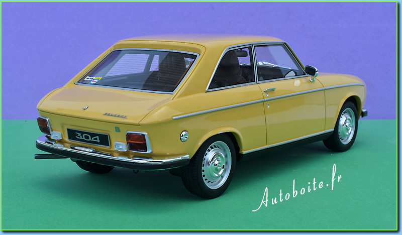 305S coupé1/18 otto 1/18 ar