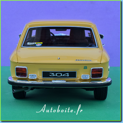 204 coupé OTTO 1/18 arrière