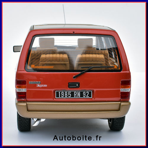 Renault Espace 2000 TSE 1984 rouge au 1/18 ème de Ottomobile ar